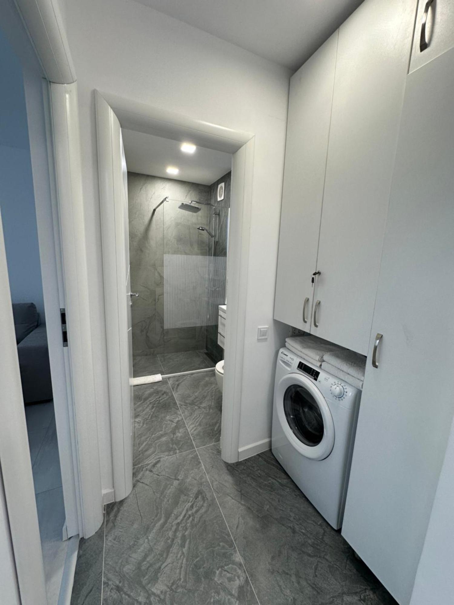 Apartament Ultra Central 3 Apartment Hunedoara Exterior photo
